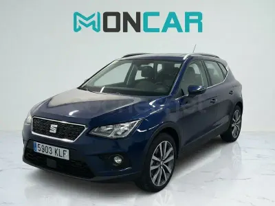 Usado Seat Arona Ecomotive 115 CV (84 kW) 2018 Azul SUV