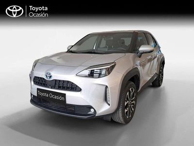 Usado Toyota Yaris Cross Active 116 CV (85 kW) 2022 Gris SUV