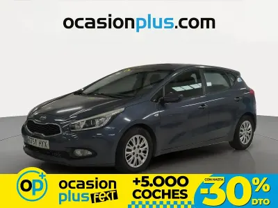 Usado Kia Ceed GT 90 CV (66 kW) 2014 Azul