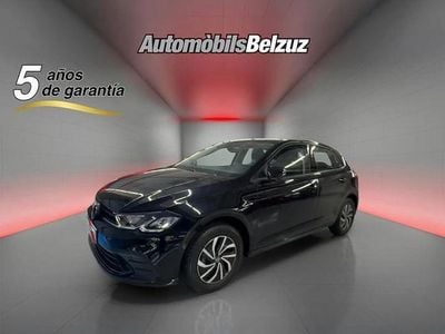 Usado VW Polo Life 95 CV (69 kW) 2022 Negro Utilitario
