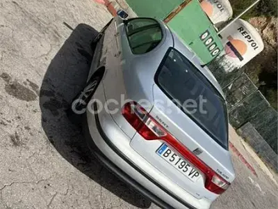 Usado Seat Toledo Stella 110 CV (80 kW) 1999 Gris / plata Berlina