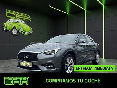 Infiniti Q30