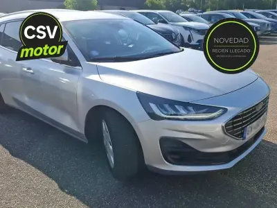 Usado Ford Focus Active X 125 CV (91 kW) 2024 Gris Utilitario