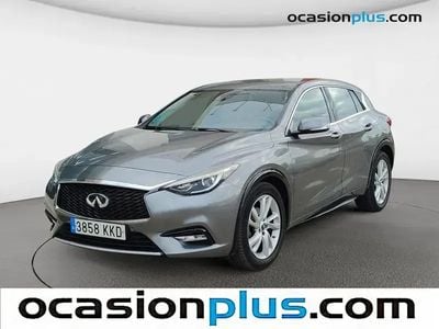 Infiniti Q30