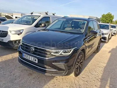 Usado VW Tiguan Life 122 CV (89 kW) 2022 Negro SUV