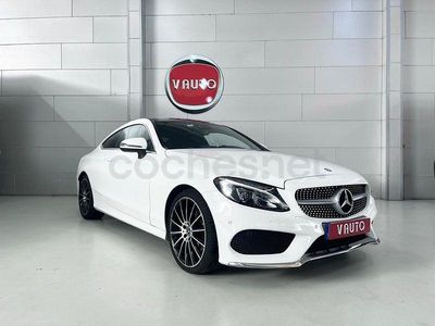 Usado Mercedes C220 170 CV (125 kW) 2017 Blanco Coupe