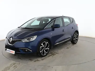 Usado Renault Scenic E-Tech Zen 140 CV (102 kW) 2018 Azul Monovolumen