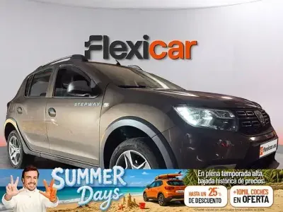 Usado Dacia Sandero Essentiel 100 CV (73 kW) 2020 Negro