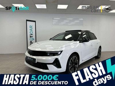 Usado Opel Astra 114 kW (156 CV) 2023 Blanco Berlina