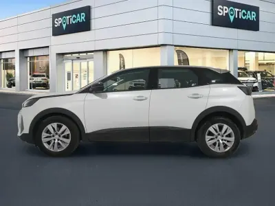 Usado Peugeot 3008 Active 130 CV (95 kW) 2021 Blanco SUV
