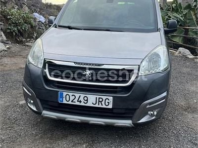 Gris / plata Usado 2016 Peugeot Partner Tepee Active Monovolumen | 6500 € (Precio justo)