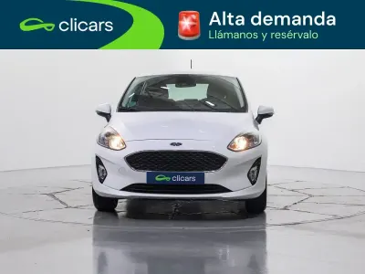 Usado Ford Fiesta Trend 75 CV (55 kW) 2020 Blanco Utilitario