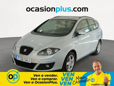 Usado Seat Altea Ecomotive 105 CV (77 kW) 2010 Gris Monovolumen