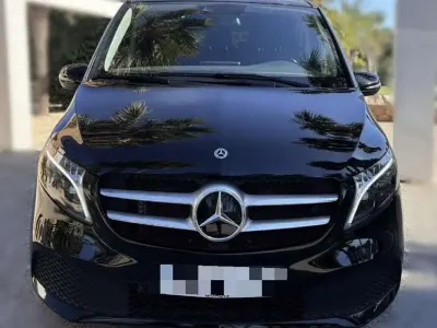 Usado Mercedes V220 Avantgarde 163 CV (119 kW) 2024 Negro Monovolumen