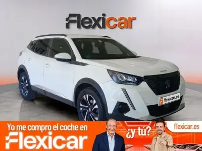 Usado Peugeot 2008 Allure 130 CV (95 kW) 2020 Blanco SUV