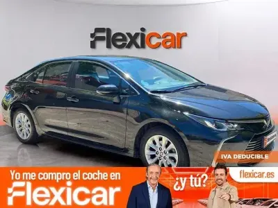 Usado Toyota Corolla Active 125 CV (91 kW) 2023 Negro Berlina