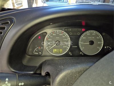 Begagnad Citroën Xsara Exclusive 110 HK (80 kW) 2003 Grå Sedan