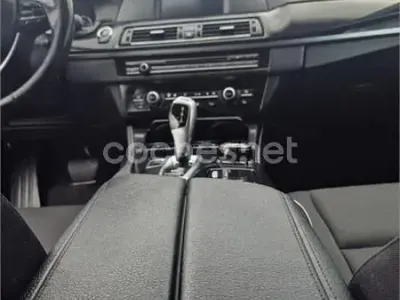Usado BMW 520 Gran Turismo Comfort Edition 184 CV (135 kW) 2011 Gris / plata Berlina