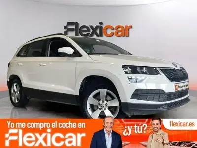 Usado Skoda Karoq Ambition 150 CV (110 kW) 2020 Blanco SUV