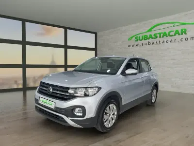 Usado VW T-Cross 95 CV (69 kW) 2022 Gris SUV