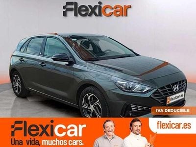 Usado Hyundai i30 120 CV (88 kW) 2022 Gris Utilitario