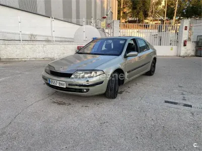 Usado Renault Laguna II Authentique 110 CV (80 kW) 2001 Beige Berlina