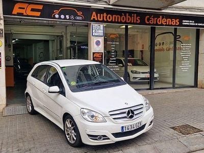 Usado Mercedes B180 Sport Edition 109 CV (80 kW) 2011 Blanco Monovolumen