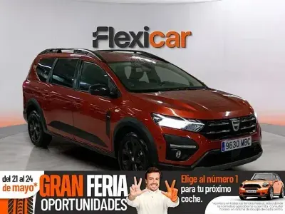 Usado Dacia Jogger Comfort 100 CV (73 kW) 2022 Naranja Monovolumen