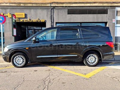Usado Ssangyong (KGM) Rodius Limited 165 CV (121 kW) 2011 Negro Monovolumen