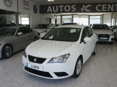 Usado Seat Ibiza Reference 90 CV (66 kW) 2017 Blanco Berlina