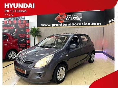 Usado Hyundai i20 Classic 77 HP (56 kW) 2010 Cinzento Citadino