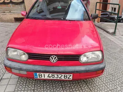 Usado VW Golf III 100 CV (73 kW) 1995 Granate Berlina