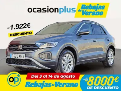 Usado VW T-Roc Life 110 CV (80 kW) 2024 Gris SUV
