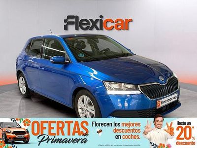 Usado Skoda Fabia Ambition 95 CV (69 kW) 2021 Azul