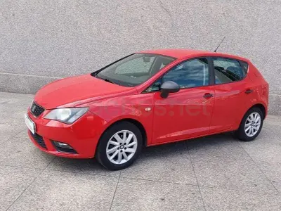 Usado Seat Ibiza Style 90 CV (66 kW) 2017 Rojo Berlina