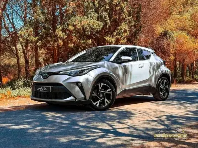 Usado Toyota C-HR Advance 122 CV (89 kW) 2023 Gris SUV