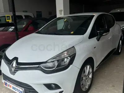 Usado Renault Clio IV LIMITED 75 CV (55 kW) 2018 Blanco Berlina