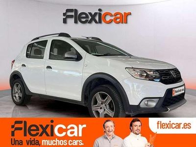 Usado Dacia Sandero Comfort 91 CV (66 kW) 2018 Blanco Utilitario
