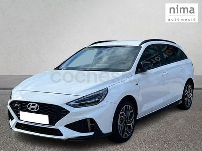 Usado Hyundai i30 N Line 100 CV (73 kW) 2024 Blanco Familiar