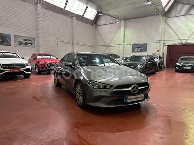 Usado Mercedes CLA220 190 CV (139 kW) 2021 Gris / plata Berlina