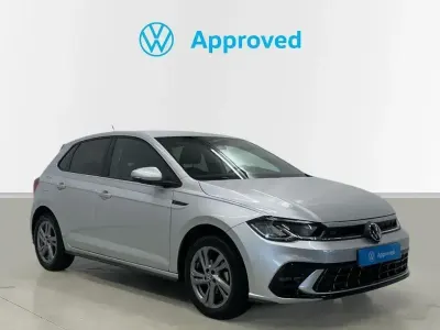 Usado VW Polo R-line 95 CV (69 kW) 2024 Gris Utilitario
