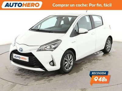 Usado Toyota Yaris Hybrid Active 99 CV (72 kW) 2018 Blanco Utilitario