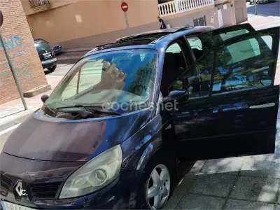 Usado Renault Mégane II Privilege 135 CV (99 kW) 2006 Azul Berlina