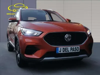 Usado MG ZS Comfort 106 CV (77 kW) 2022 Naranja SUV