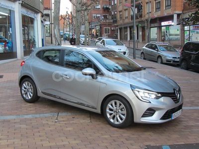 Usado Renault Clio V Zen 90 CV (66 kW) 2021 Gris / plata Berlina