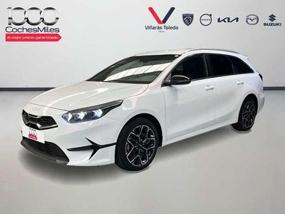 Usado Kia Ceed Style 100 CV (73 kW) 2025 Blanco Utilitario