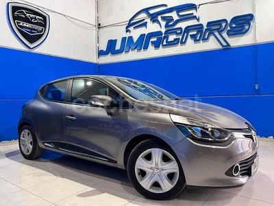 Gris / plata Usado 2014 Renault Clio IV Dynamique Berlina | 5990 € (Precio justo)