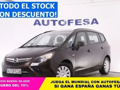 Usado Opel Zafira Family 120 CV (88 kW) 2014 Gris / plata Monovolumen