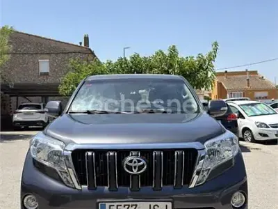 Usado Toyota Land Cruiser 177 CV (130 kW) 2016 Gris / plata SUV
