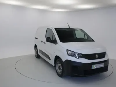 Usado Peugeot Partner 98 CV (72 kW) 2022 Blanco Monovolumen